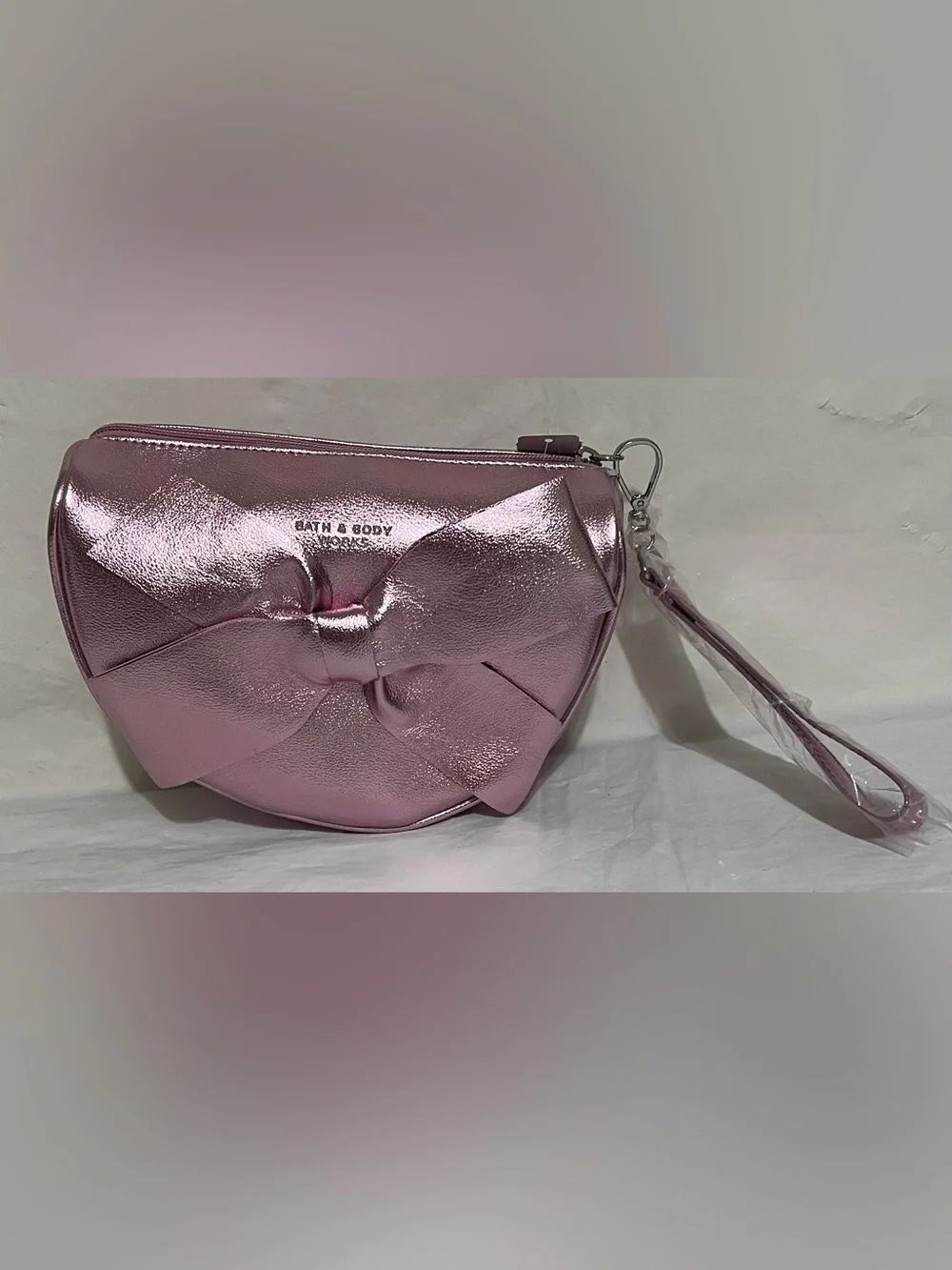 Bath & Body Works Makeup Bag Pink Metallic Bow Wristlet Zip Top Pouch